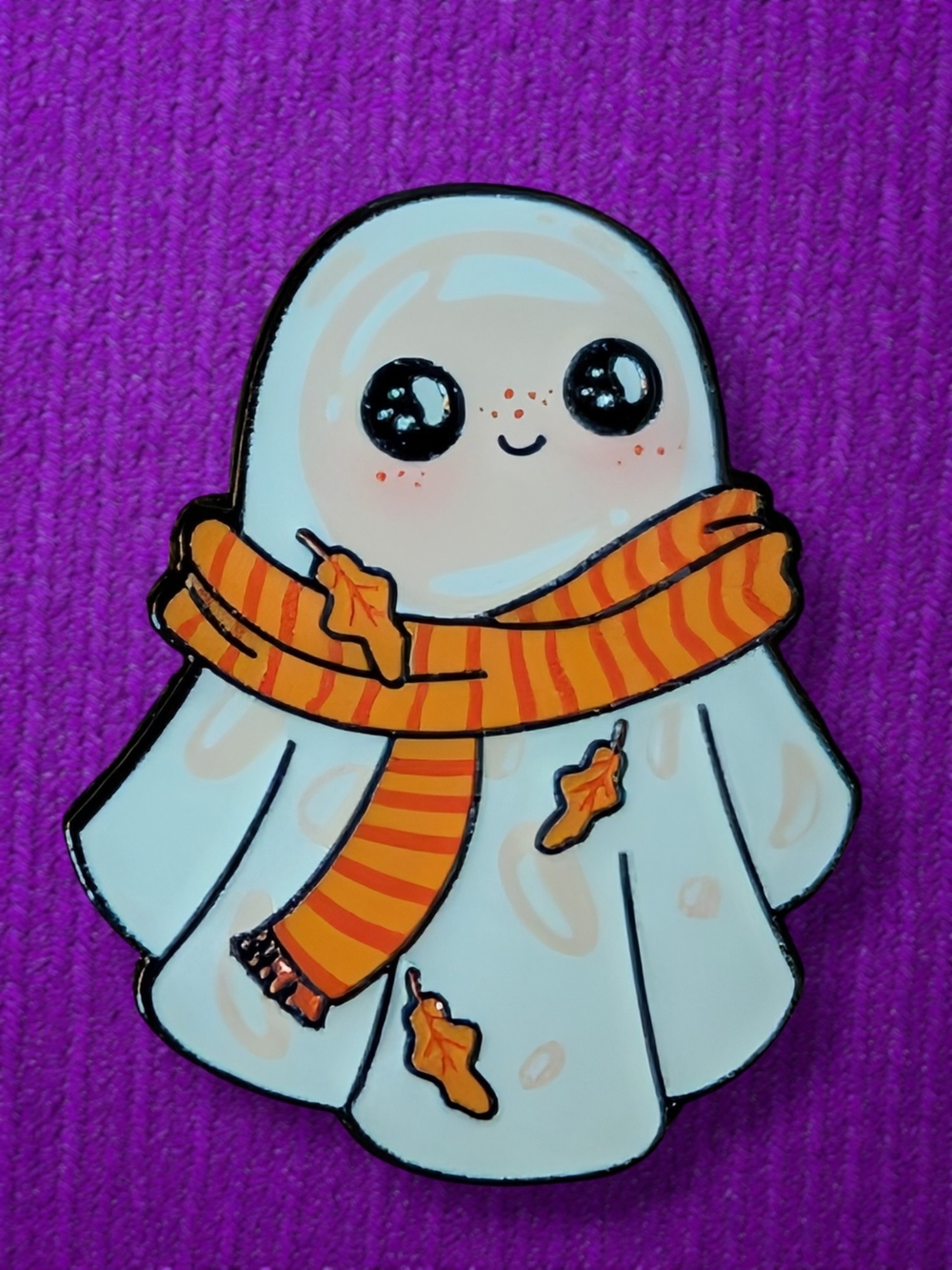 Cute Autumn Ghost Enamel Pin 👻 Halloween Fall